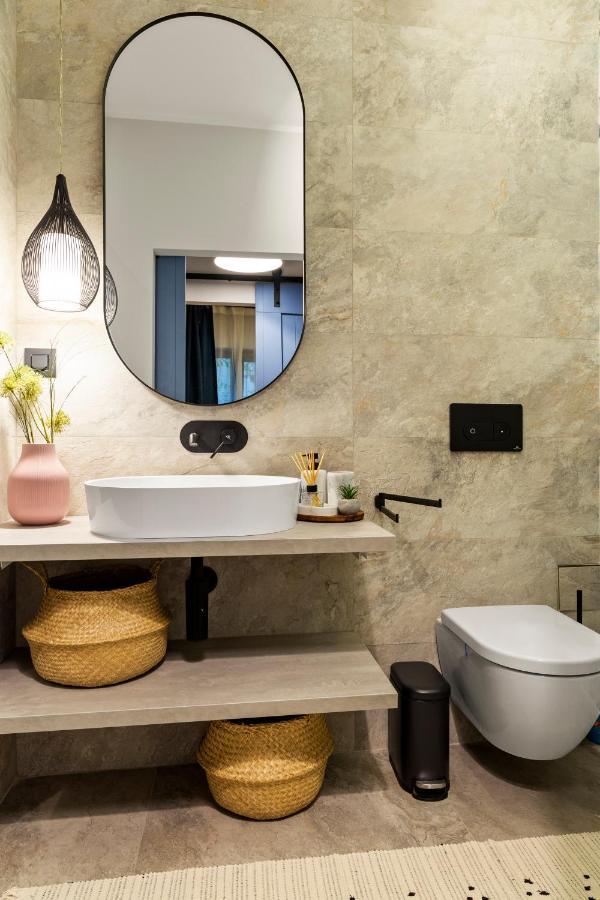 Tova Pearl Ultracentral - Romana Square Subway Bucareste Exterior foto
